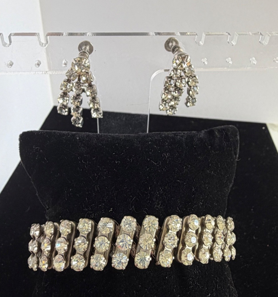 Clear Rhinestone & Silver Tone Stretch Cuff Bracelet & Fringe Screw Earrings VTG