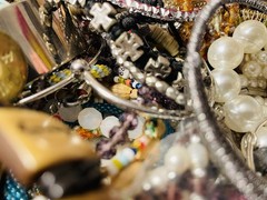 5 Lb Lot Fashion Costume Beaded Bracelets Vintage Mod Boho Glass Lucite Acrylic