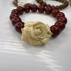 Lot Brown Red Beaded Acrylic Resin Celluloid Lotus Flower Retro Bracelets