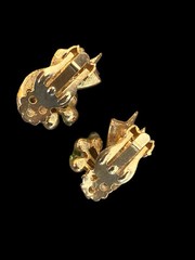 VINTAGE SWOBODA BIRD BROOCH And EARRINGS PERIDOT And CORAL