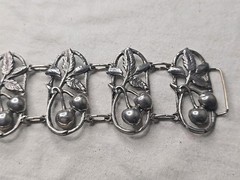 Antique Sterling Silver 925 Ornate Cherries Wide Panel Heavy Bracelet 7″ – 56g