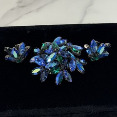 Signed REGENCY Electric Blue/Green Swirl AB Rhinestone Brooch/Earring Vtg Set