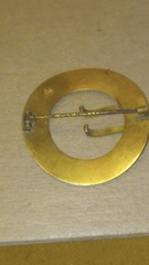 Antique AE & Co. (Bliss Bros?) Gold Tone Buckle Style Brooch 1 13/16″