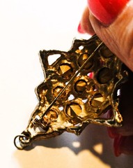 Vintage SparklyRhinestone Cluster Brooch Gold-Tone Diamond-Shape Pendant and Pin