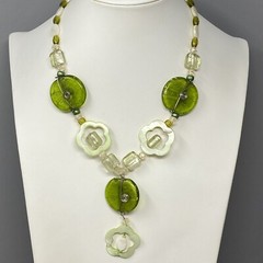 Glass Necklace Green White Beads Wire Wrap Acrylic Flower Y Drop Pendant Boho 18