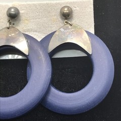 Vintage High End Fashion Jewlery SIlver tone Lg Blue Resin Pierced Earrings