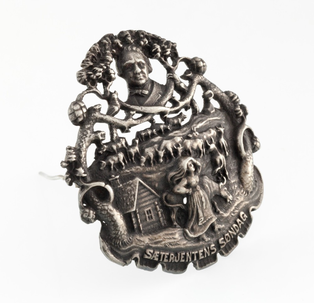 Gorgeous Scandinavian Aksel Holmsen 830 Silver Brooch! 41.4gr