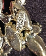 Vintage CHRISTMAS Tree Brooch Pin RON