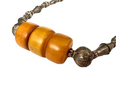ATQ Yemeni Bedouin Ethnic Butterscotch Bakelite Silver Alloy Beads Necklace 19.5