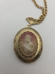 Vintage Cameo Locket Necklace 26in Gold Tone And Barrel Clasp