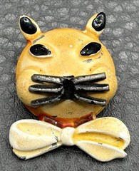 Vintage Unique Cat Face Brooch Pin Painted Enamel Bow Tie Yellow Whimsical