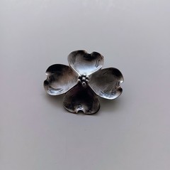 Vintage Stuart Nye Dogwood Flower Sterling Silver Brooch/Pin 1.25 Inches