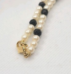 Pearl Imitation And Glass Necklace 17in.