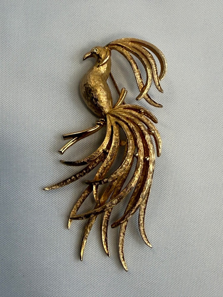 Vintage Avon Brooch 1969 Bird Of Paradise Peacock Gold 3″ Rhinestone Eye