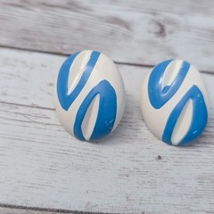 Vintage Stud Earrings For Pierced Ears Cream & Blue Retro Oval
