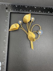 Vintage Faux Pearl Flower Brooch Blue Rhinestone Gold Tone READ