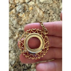 Vintage WLP Winard Gold Tone Heart Openwork Coin Frame Pendant Necklace 24 Inch