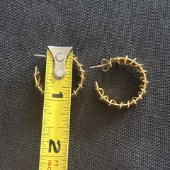 Vtg Gold Tone Hoop Earrings Wire Wrapped Pierced 1” Chunky Statement