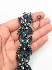 Juliana D&E Five 5 Link Rhinestone Bracelet Blue Navette Flower Accent Ref 6275