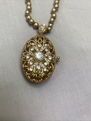 VTG Monet Filigree Rhinestone Oval Scent Locket Gold Tone Beaded Necklace 16-18″