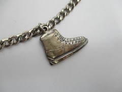 VINTAGE STERLING SILVER CHARM BRACELET with 5 STOWE VERMONT SKI CHARMS
