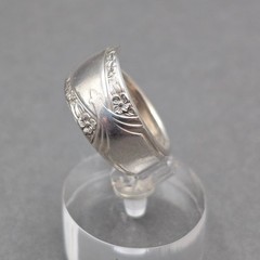 Vintage Rogers Bros Silver Plated Spoon Ring Size 10 Floral Scroll Band Upcycled