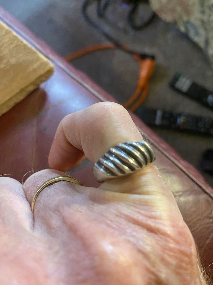 Sterling Ridged Band Ring Sz7wght9.6grams
