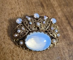 Vintage Western Germany Brooch Glass Faux Opal Gold Plated
