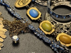 Vintage Wear Repair Repurpose Lot ~ 50+ Items ~ Necklace Pendant Brooch Ring Pin