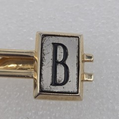 Vintage SWANK TIE BAR CLIP CLASP Gold Tone MONOGRAM INITIAL LETTER “B”