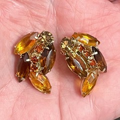 Vintage Corbel Jewelry Brand Rhinestone Brooch Earring Set On Cards Unworn 1960s