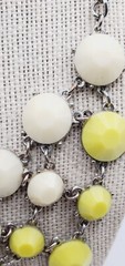 18″ Green, White and Yellow Flat Faceted Round Stone Statement Necklace