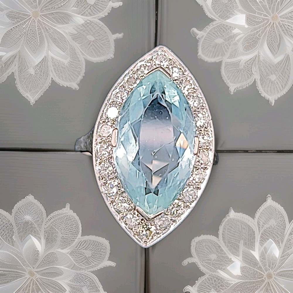 Vintage Platinum Engagement Ring 5.50ct.Natural Sky Blue Marquise Aquamarine