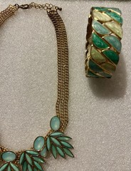 Vintage Teal Blue Green Mint Bib Necklace W/ Matching Cuff Bracelet And Brooch