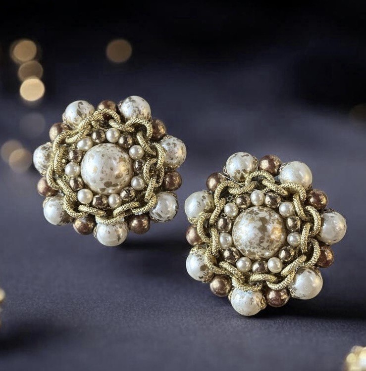 Vintage 1950s Cluster Clip-On Earrings 1.5” – Faux Pearl & Bronze Beads – Round
