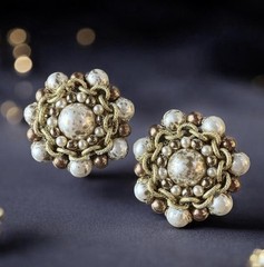 Vintage 1950s Cluster Clip-On Earrings 1.5” – Faux Pearl & Bronze Beads – Round