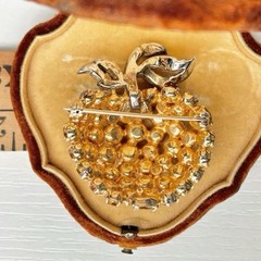 Vintage 1940’s Eisenberg Script E Signed Amber Clear Rhinestone Apple Brooch Pin