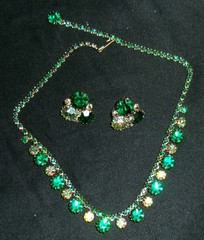 Vintage Green/AB Rhinestone Necklace Earring Set Demi-Signed Weiss