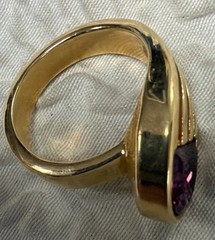 Vintage 18 KT HGE Gold Plated Amethyst Cocktail Statement Ring Size 8, 8.17 Gr
