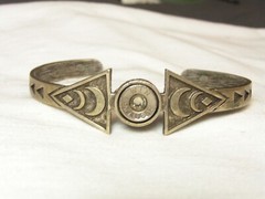 …Silver Tone, Crystal Winchester 9mm Luger Shell Design Cuff Bracelet…