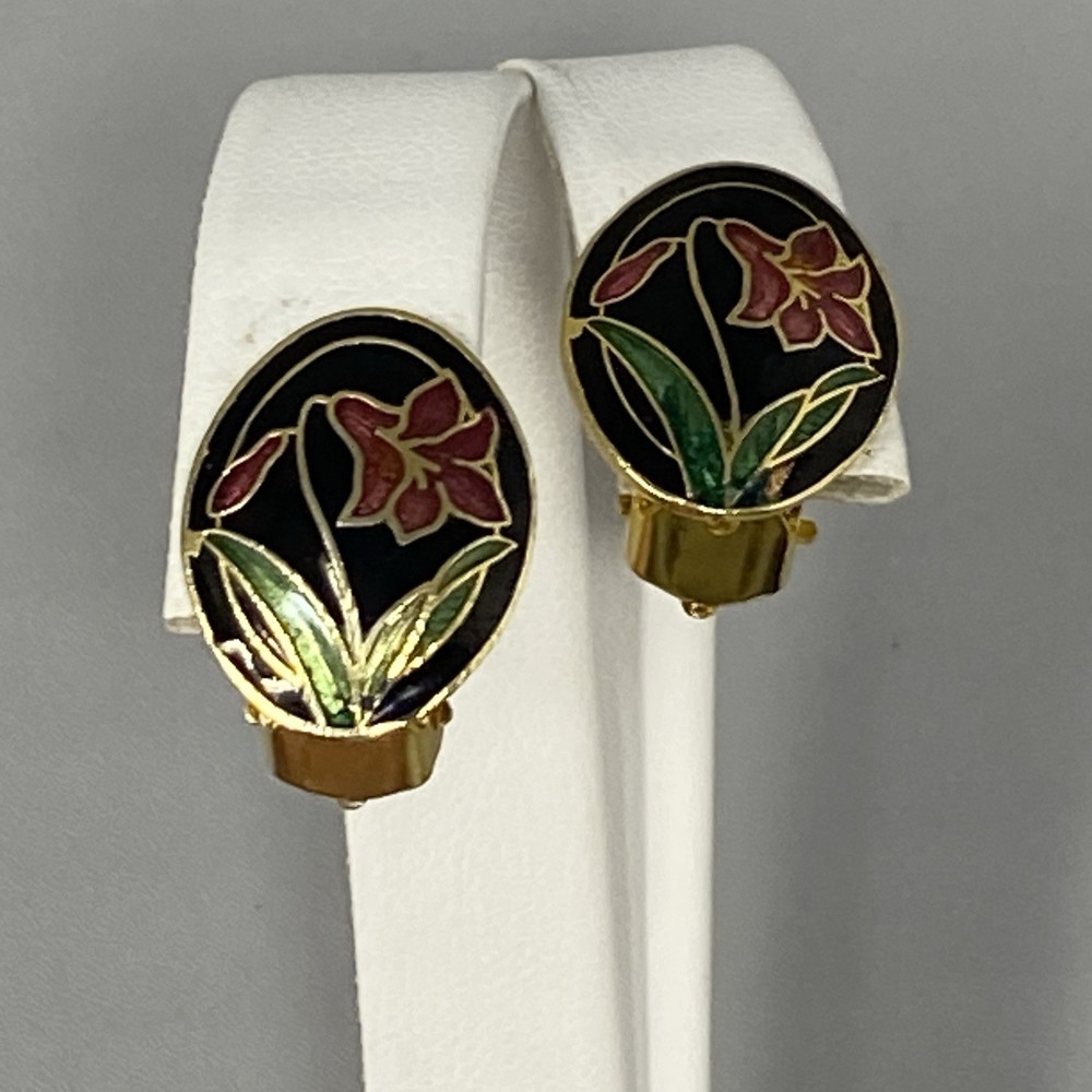 Cloisonne Stud Button Earrings Flower Iris Enamel Black Base Clip On Vintage .75