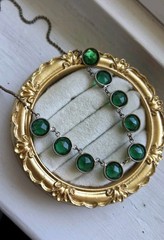 Vintage Czechoslovakian Emerald Green Bezel Crystal Riviere Necklace