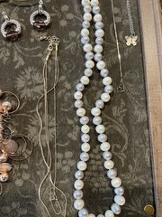 Vintage Modern Jewelry Lot (Wearable) – Pre-Owned