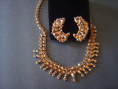 GORGEOUS Vintage SET AMBER RHINESTONES NECKLACE AND EARRINGS PRONGS PERFECT