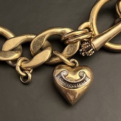 Vintage Juicy Couture Heart Charm Gold tone Link Bracelet 7″