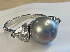 Vintage signed trillion cut crystal 925 Sterling Silver Ring 8 Suzanne Somers