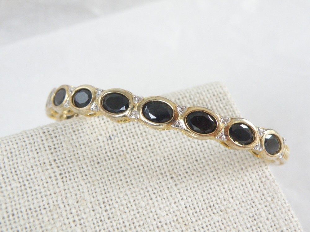Vintage Sterling Silver 925 Gold on Natural Black Spinel Hinged Bracelet 7.5″