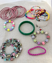 Fun Acrylic fimo texture *25 Bracelets* 1980s 1990s Jewelry Lot rainbow bangles