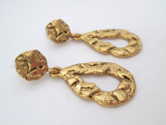 Textured Brutalist Dangle Drop Hoop Earrings Gold Tone Stud 2″