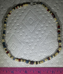 COLORFUL MIXED MATERIALS BEADED NECKLACE 16″ LONG TURQUOISE? PLASTIC METAL GLASS